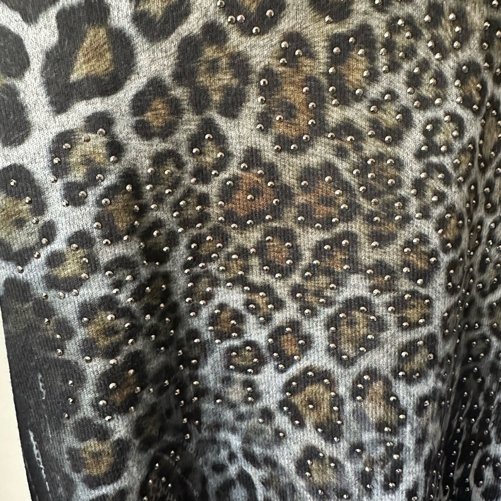 Laura Petites Vex collection long sleeve top - Picture 2 of 5